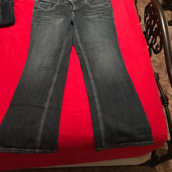 Jeans - Picture 1 of 2
